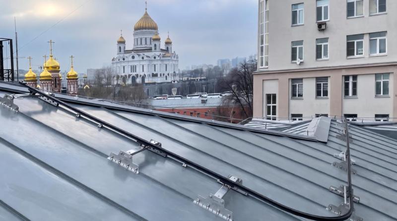 Анкерные линии на скатных кровлях