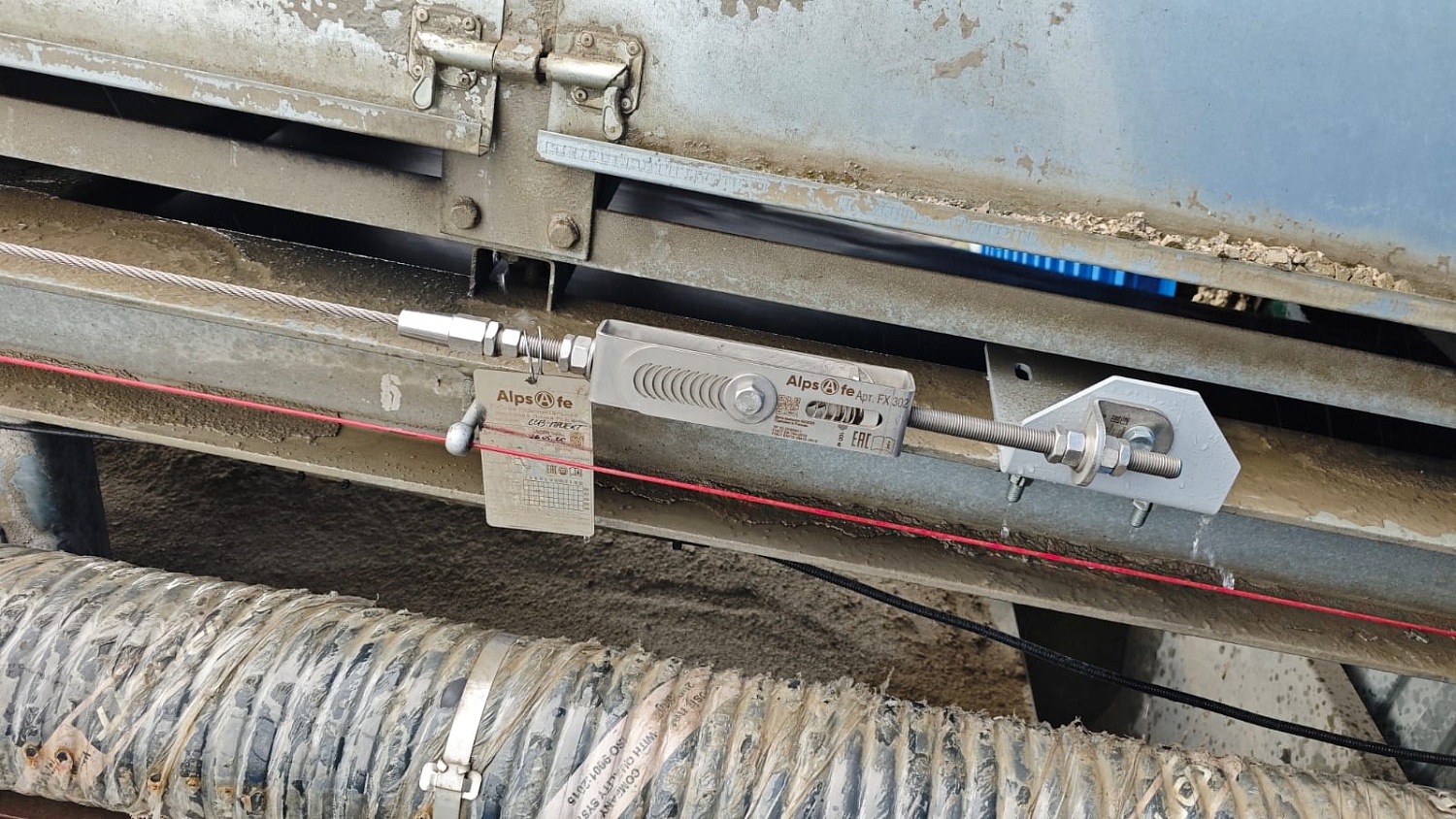 Оснащение зоны работ горизонтальными линиями