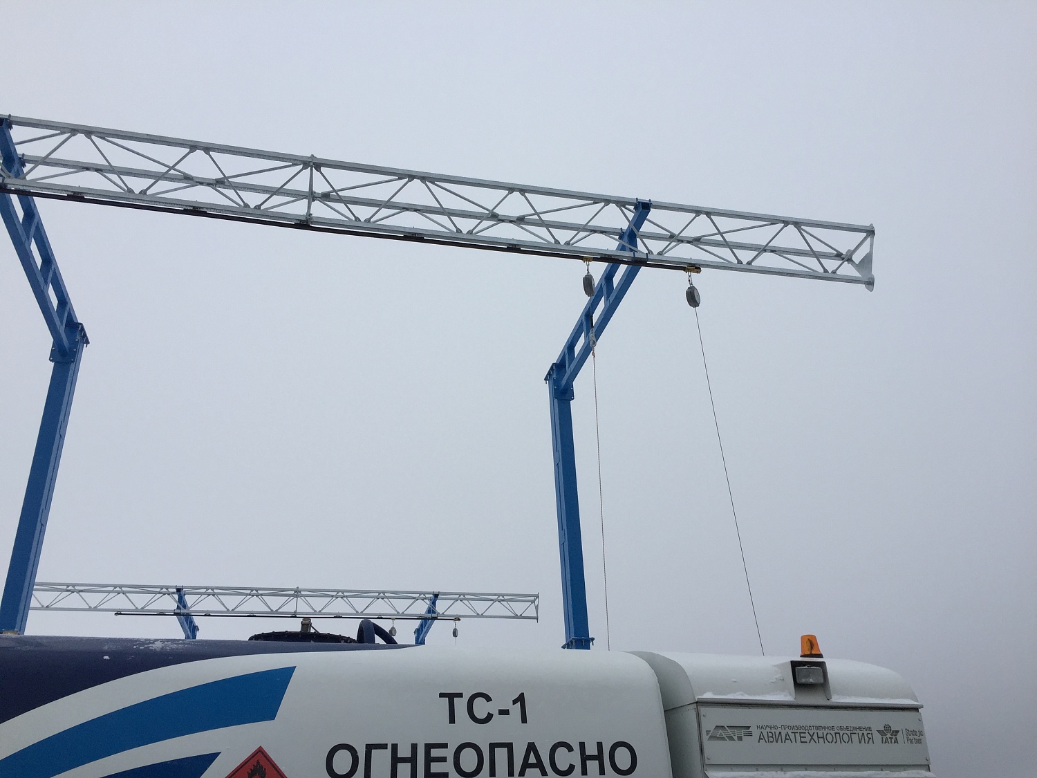 Противовесные опорные конструкции